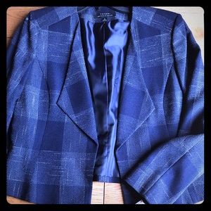 Woman’s plus size blazer